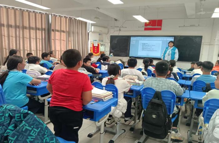 �H���I(y��)�W(xu��)Ժ���ɏ�һ�ǡ��tɫ���v������